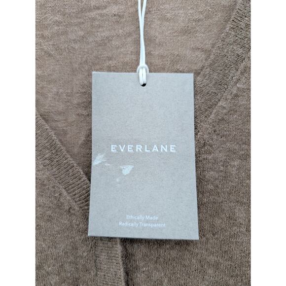 NWT Everlane Alpaca Cropped Cardigan Sweater in Dark Taupe size XS - Picture 2 of 6